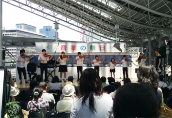 JR大阪駅・時空（とき）の広場